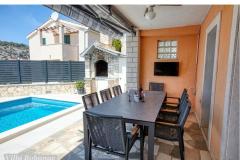 Villa Bobanac with heated pool Apartament 1 – ALL foto 3
