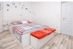 Apartamenty Captain`s house Apartament 2 – Lara foto 5