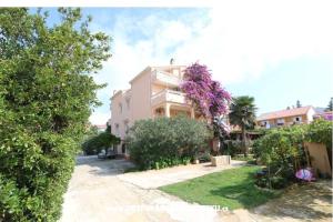 Apartmani Iva – Novalja