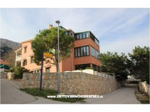 Apartamenty ZAROK  Baška