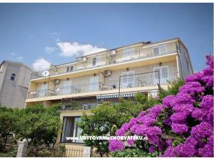 Apartamenty Slaven