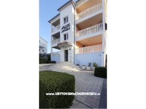 Apartamenty ***Villa Mija***