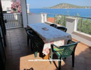 Mezaroca Apartamenty