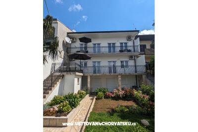 Apartamenty, Pokoje - Crikvenica