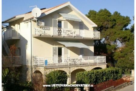 Apartamenty Lucija Biograd Chorwacja