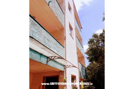 VILLA BERNARD..150 m plaža DRAŽICA Biograd Chorwacja