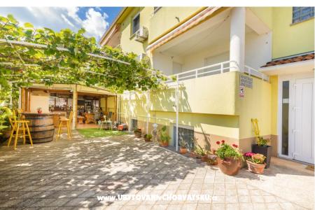 Apartamenty Ana-Maria Fazana Chorwacja