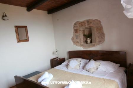 Kamienny dom za odmor Ostojić foto 4