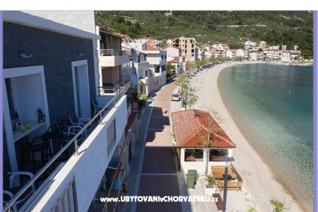 Apartamenty RIBICA 1/2/3///6/7 Igrane Chorwacja