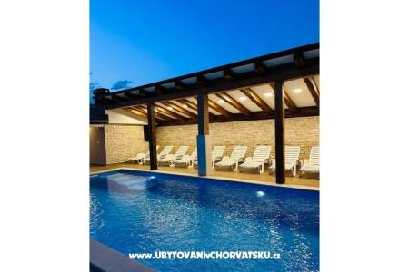 Villa Robert 2 z basenem Cesarica Karlobag Chorwacja