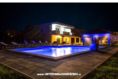 Villa Apartamenty Marko Kastela Chorwacja