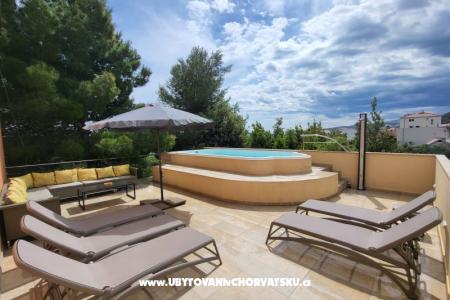 Villa Dalmacroa Kastela Chorwacja