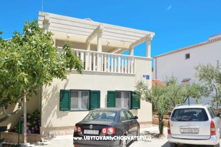 Apartamenty Boban Marina - Trogir Chorwacja