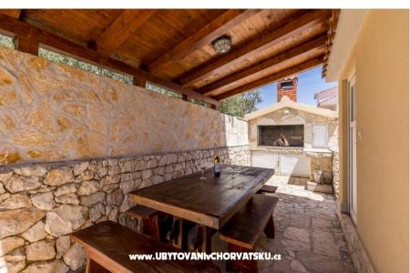 Apartamenty Dinka Marina - Trogir Chorwacja
