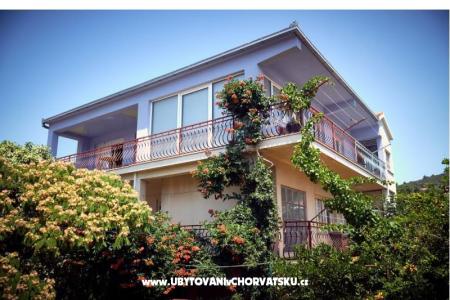 Apartamenty Boris - Vinisce at Trogi Marina - Trogir Chorwacja