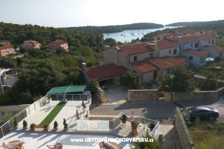 Villa Luka - jacuzzi, pool, sauna foto 3