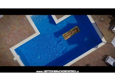 POOL HOUSE STIPE foto 4