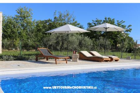 Holiday Home POMALO Nin - Zadar Chorwacja