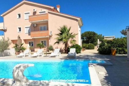 Apartamenty Zeneral Novalja - Pag Chorwacja