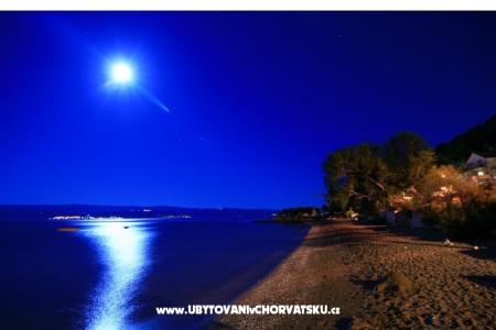 Apartamenty  Šime Omis Chorwacja