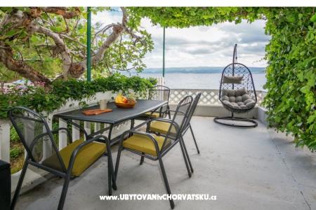 Apartamenty Tamaris - Suhi Potok Omis Chorwacja