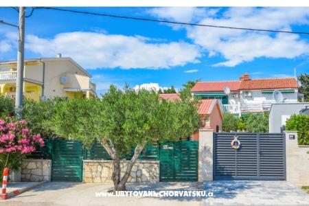 Apartamenty Zoja wyspa Pag Chorwacja