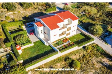 Apartamenty Fabijanic wyspa Pag Chorwacja