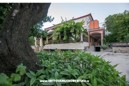 Apartamenty Adriana Starigrad Paklenica Chorwacja