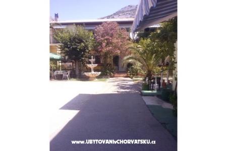 Apartamenty Vitrenik Starigrad Paklenica Chorwacja