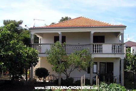 Apartamenty Andrejka Pakostane Chorwacja