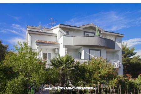 Apartamenty Vesna Primosten Chorwacja