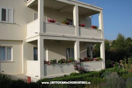Apartamenty 255 Primosten Chorwacja