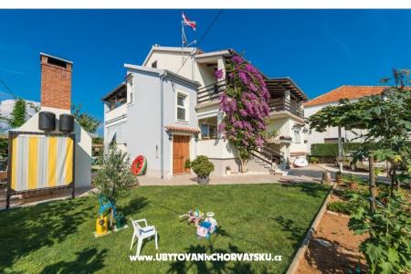 Apartamenty Loznica Privlaka Chorwacja