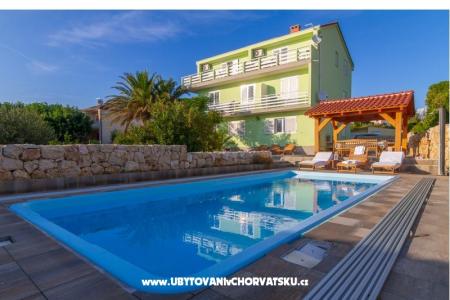 Apartamenty Villa Seka pool &amp; sauna wyspa Rab Chorwacja