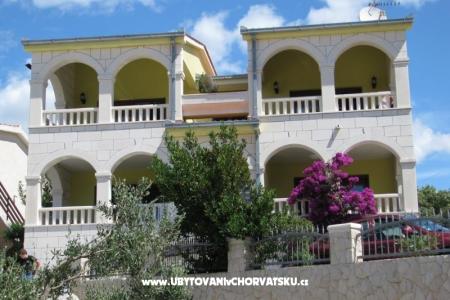 Apartamenty Villa Milakovic Rogoznica Chorwacja