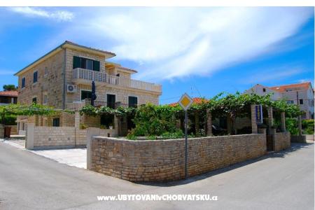 Apartamenty Darija Supetar - Brac Chorwacja