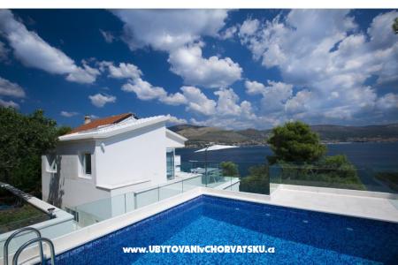 Casa Blanca White house – Trogir Chorwacja