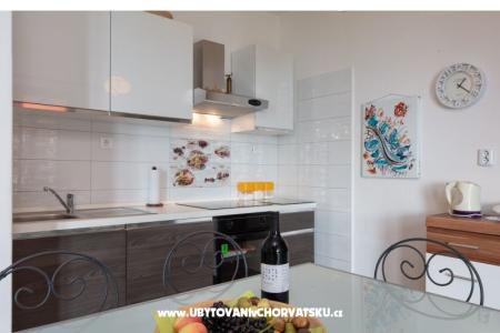 Dom wakacyjny Barbara – Trogir Chorwacja