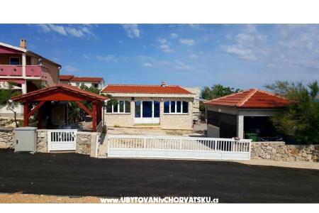 apart. Zadro first house by the sea wyspa Vir Chorwacja