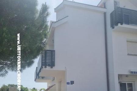 Apartamenty Nada wyspa Vir Chorwacja