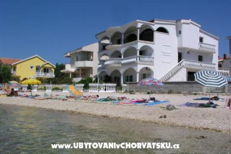 Villa MamaŠČ Barišić wyspa Vir Chorwacja