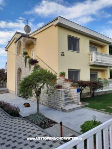 Apartamenty Trubarac Vodice Chorwacja