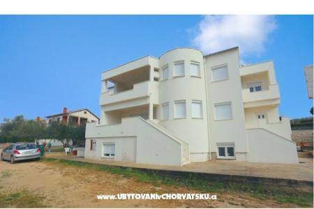 Apartamenty Sandra (100 m more) Zadar Chorwacja