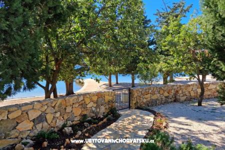 Apartamenty Tena,  prvi red do mora Zadar Chorwacja