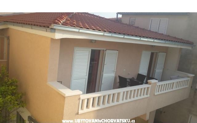 Apartament ANTON - nocleg Baska Voda Chorwacja