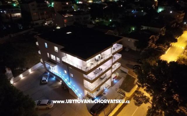 Apartamenty Danica - nocleg Baska Voda Chorwacja