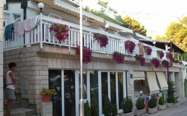 Apartamenty Herceg - nocleg Baska Voda Chorwacja