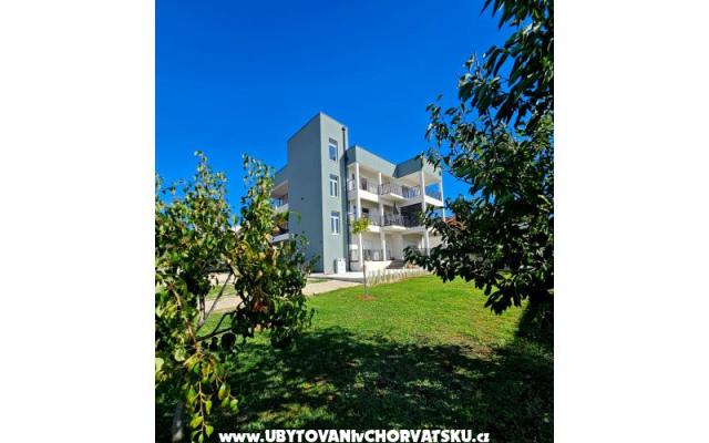 Apartamenty Royal Holiday  - nocleg Bibinje Chorwacja