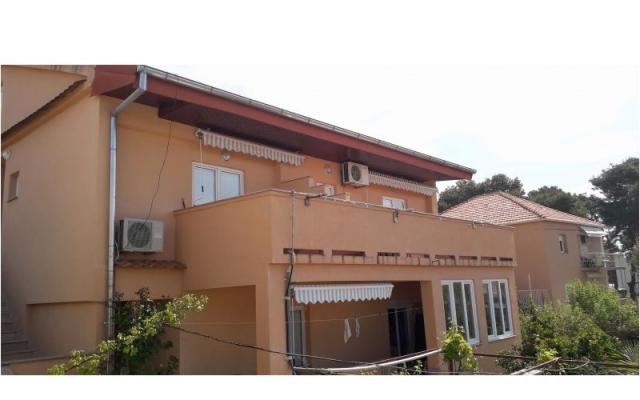 Apartamenty and Pokoje Nediljko - nocleg Bibinje Chorwacja