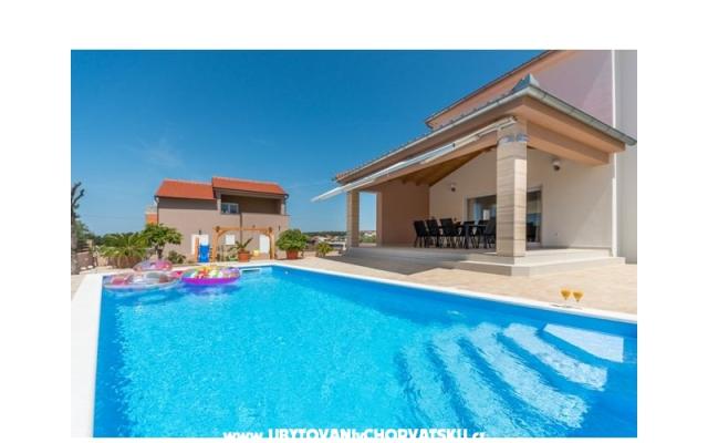 Holiday house vila Kunfin - nocleg Bibinje Chorwacja